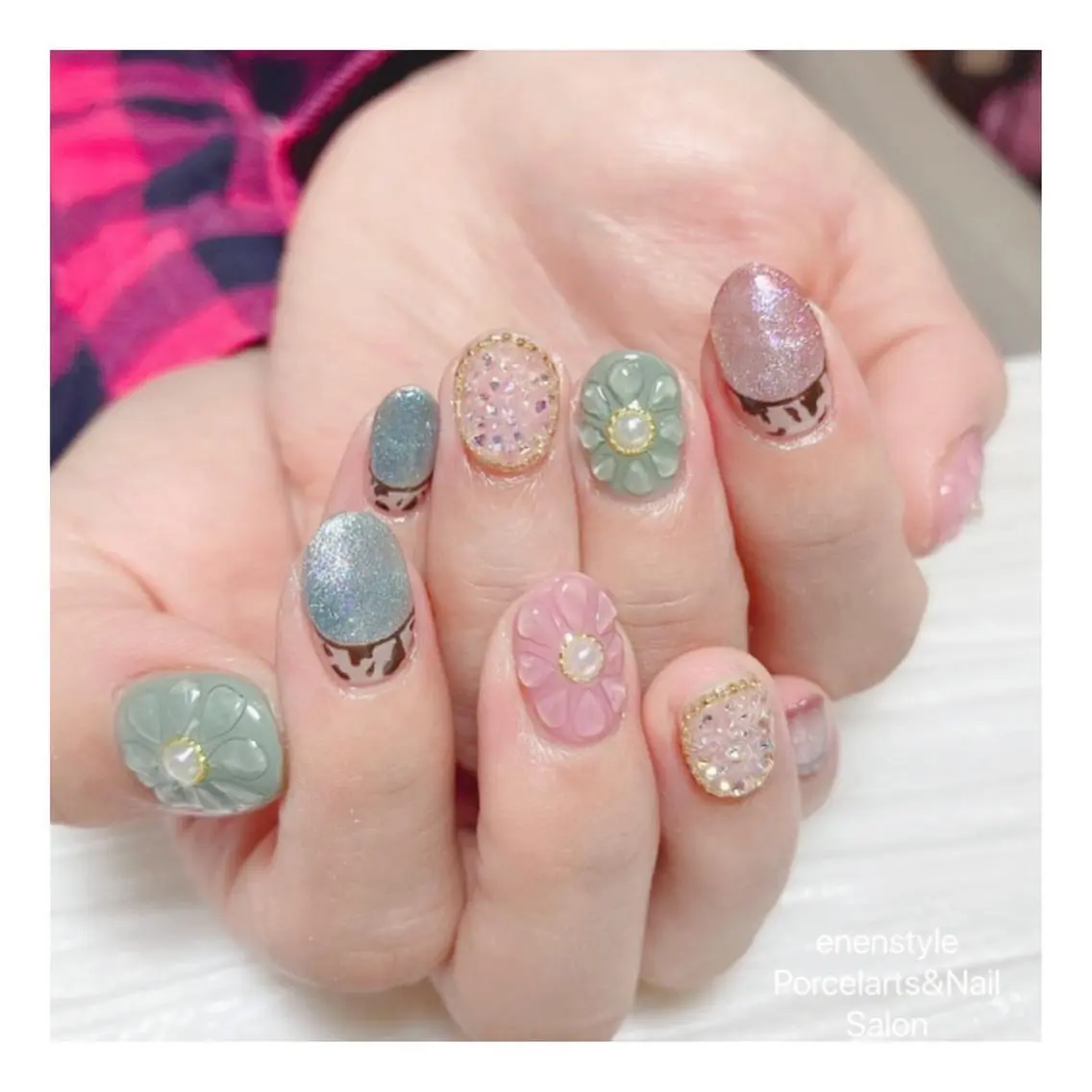 ショート ネイル ハンドネイル 🐾enen style 🐾のネイルデザイン