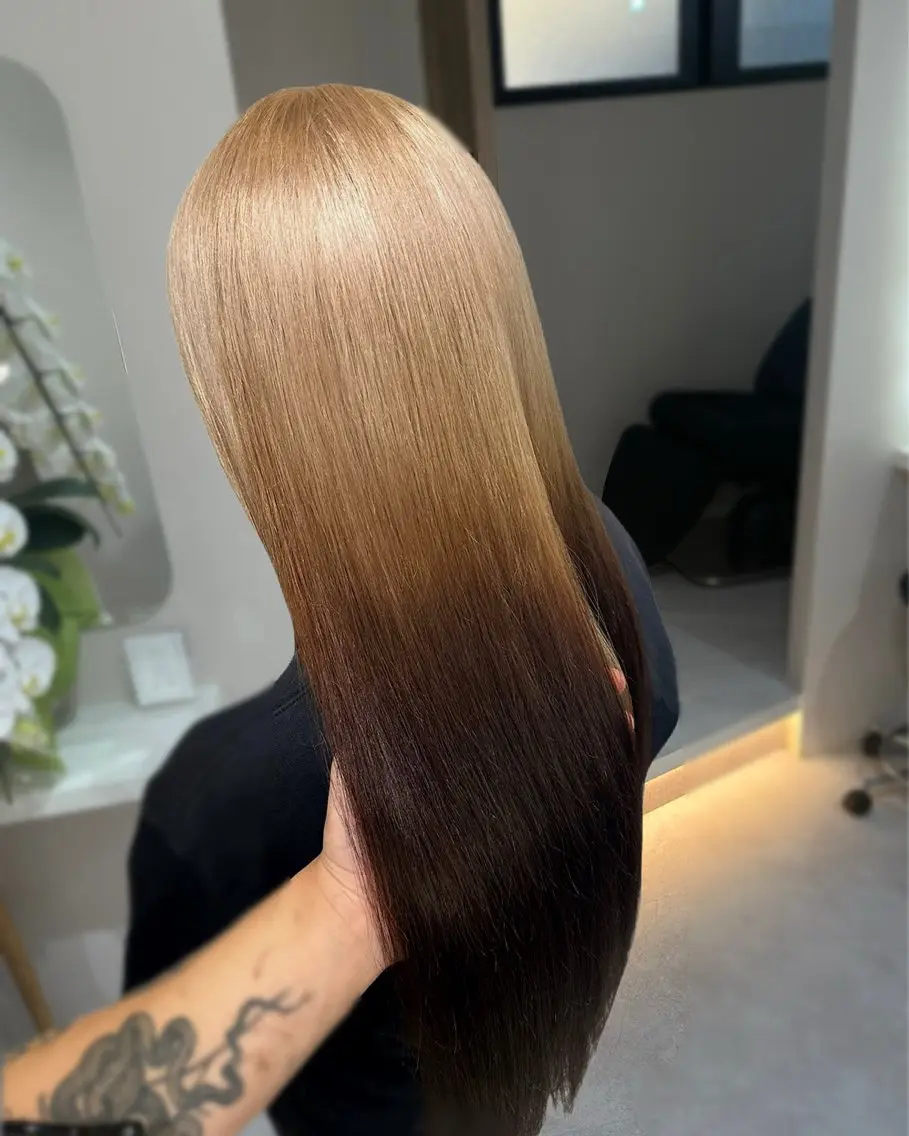 ロング カラー ベージュカラー ブリーチ ケアブリーチ ハイトーンカラー ヘアカラー 隼多/似合わせ レイヤー/オリーブのヘアスタイル
