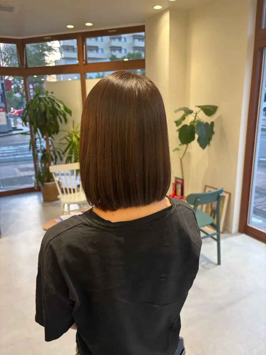 ミディアム ヘアカラー 吉田 絢音のヘアスタイル