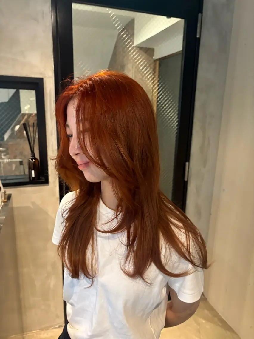ロング ヘアカラー 透明感・美髪 monsoワニベユナのヘアスタイル