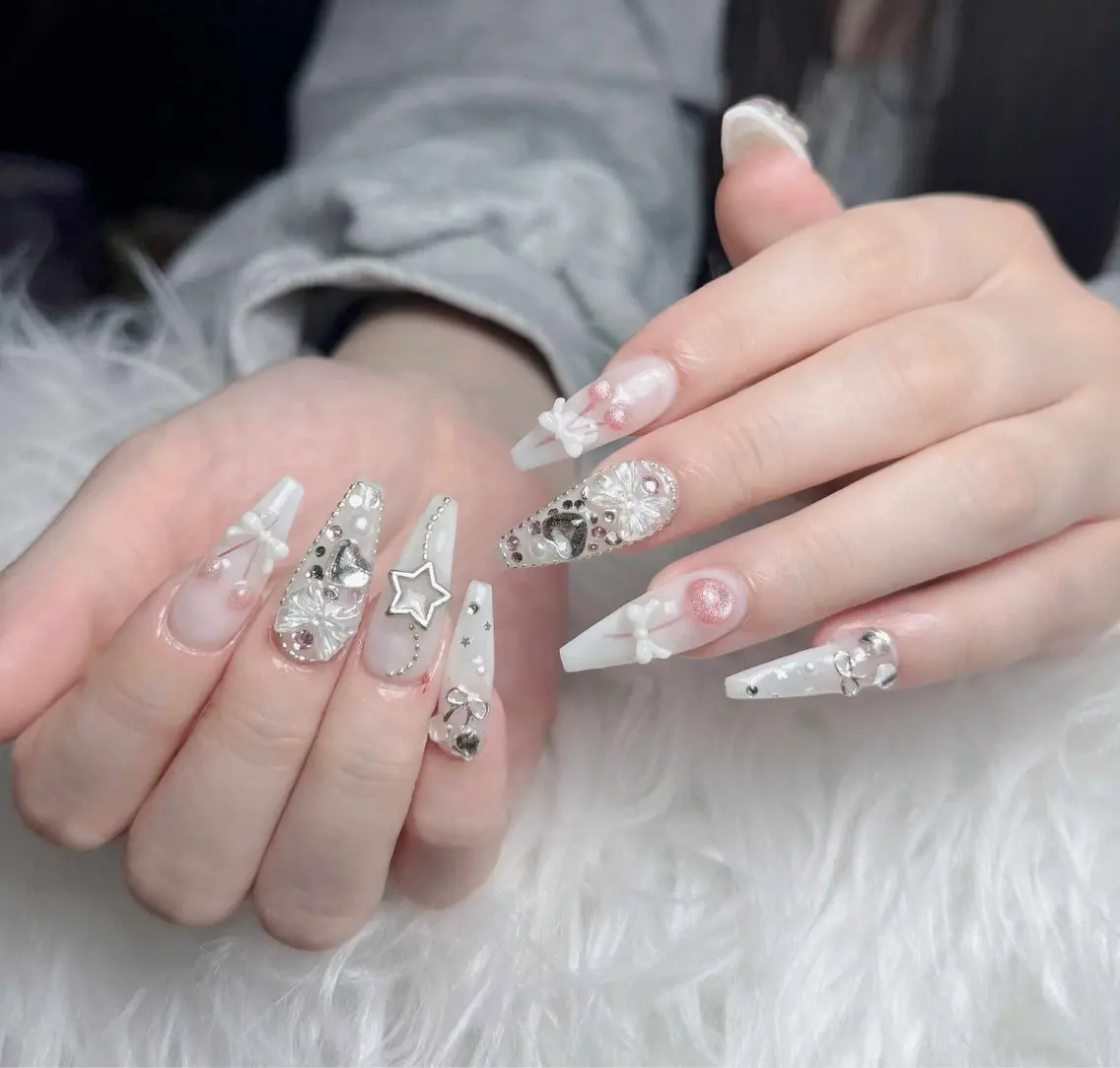 ネイル アートネイル 韓国ネイル 持ち込み ワンホンネイル ハンドネイル Lenie Nail Salonのネイルデザイン