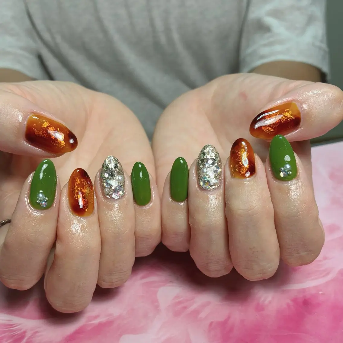 ミディアム hs nail salonのネイルデザイン
