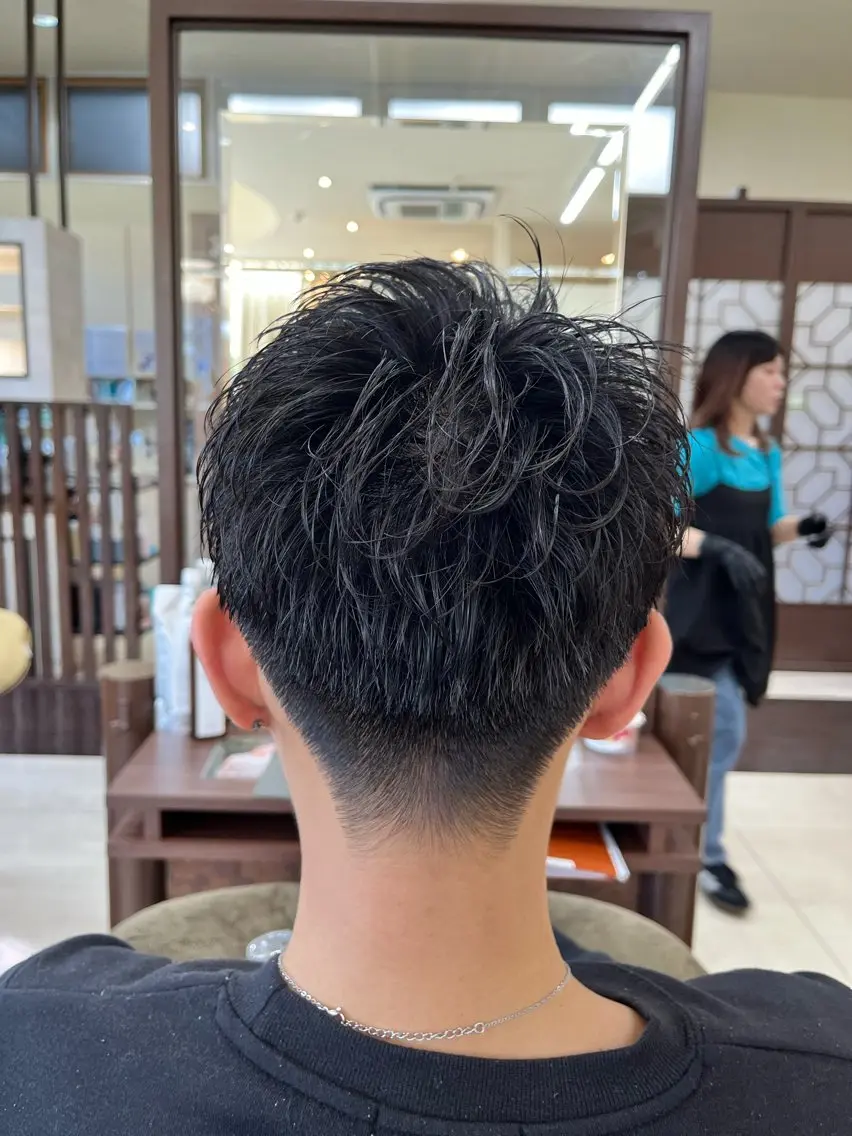 ショート メンズ モヒカン 刈り上げ 🧊メンズ特化🧊 高木航希のヘアスタイル