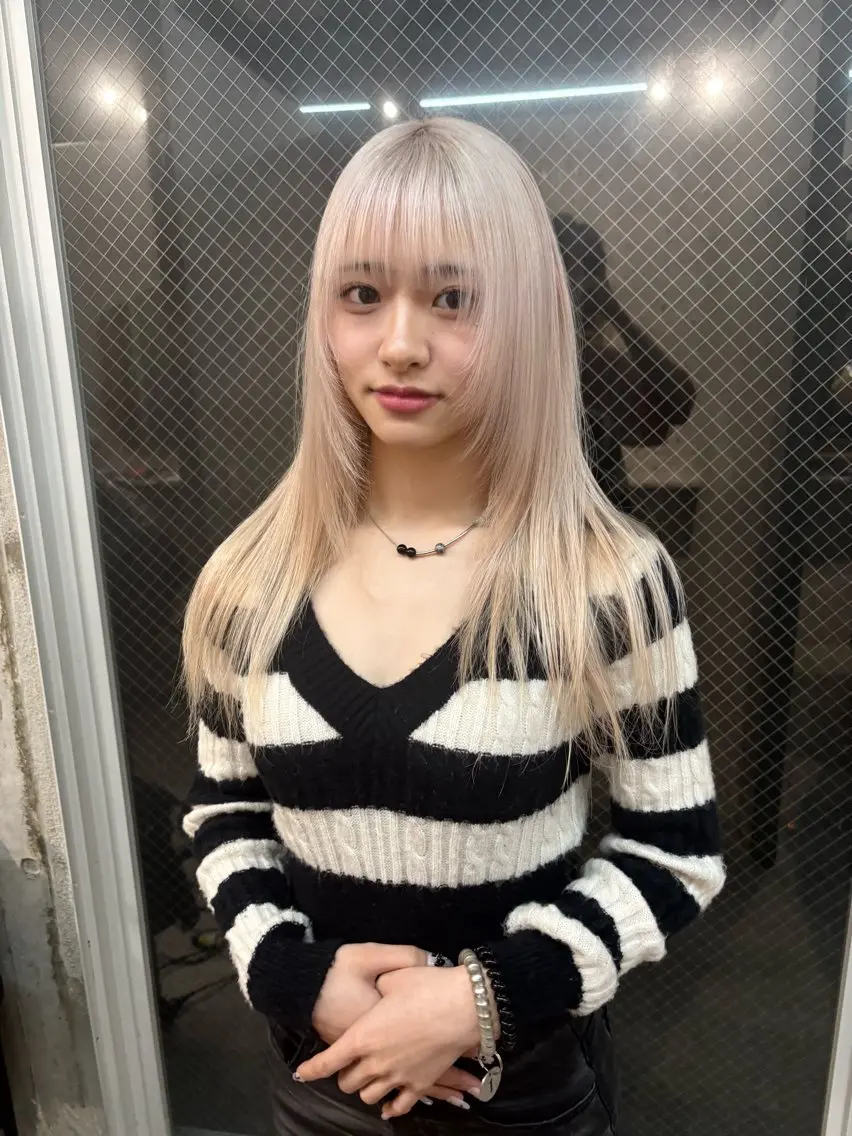ロング カラー SHOTO ハイトー ン/ブロンドカラーのヘアスタイル