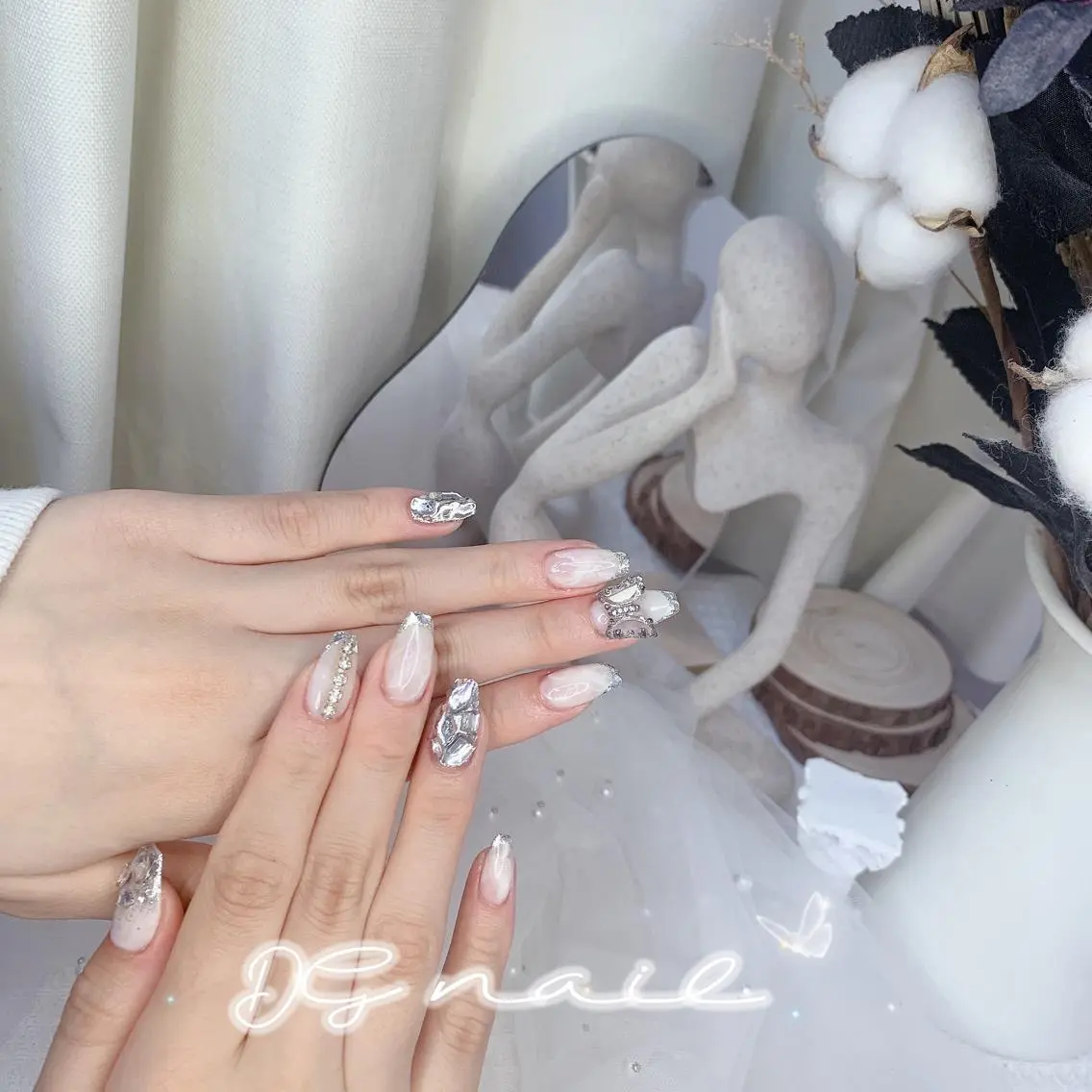 ネイル ハンドネイル DG nailのネイルデザイン