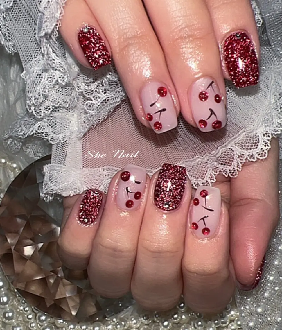 ネイル チークネイル 長さ出し フレンチネイル ガラスフレンチ キラキラネイル ハンドネイル ISA_ BELLAのネイルデザイン