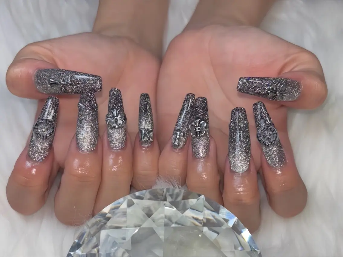 ネイル アートネイル 長さ出し ガーリー 韓国ネイル 持ち込み Rin Nail 新大久保店のネイルデザイン