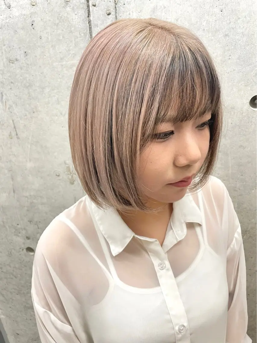 ロング カラー インナーカラー 推し ブリーチ 髪質改善のヘアスタイル