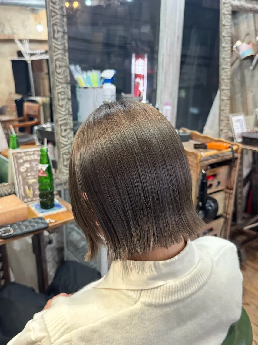 ショート ボブ カット ヘアカラー トリートメント 髪質改善/透明感 カラー高山奈夕のヘアスタイル