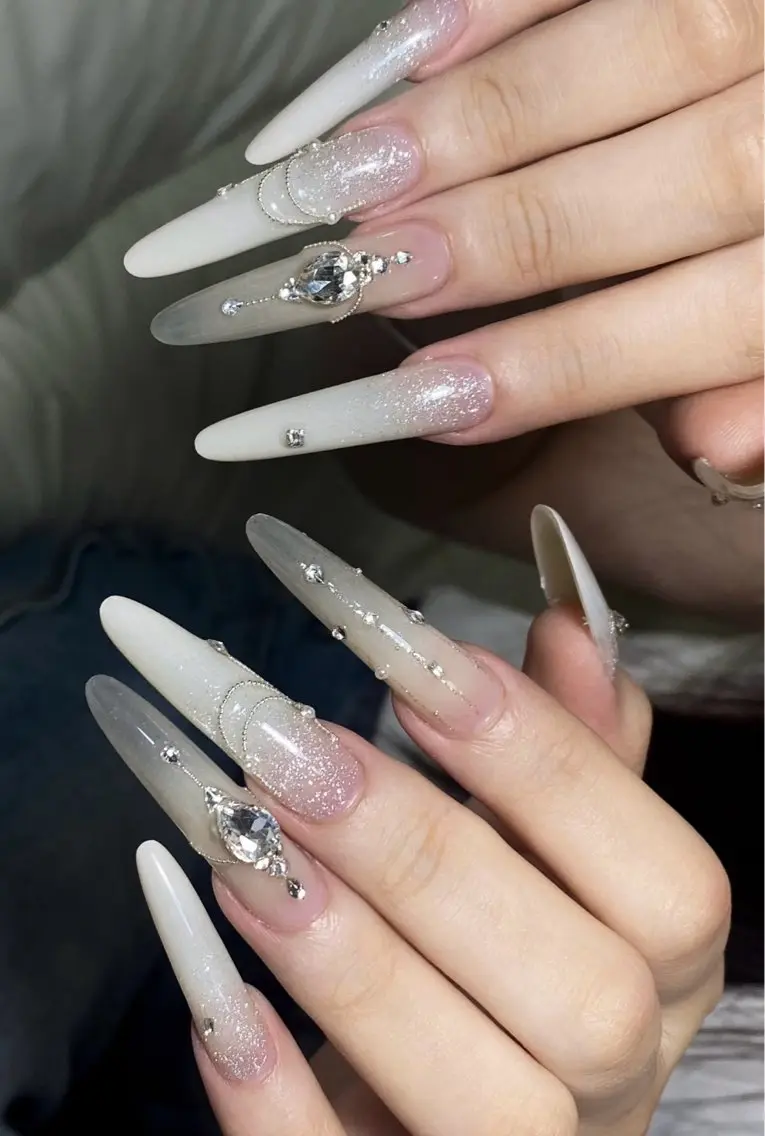 ネイル ハンドネイル Luvia Ginzaのネイルデザイン