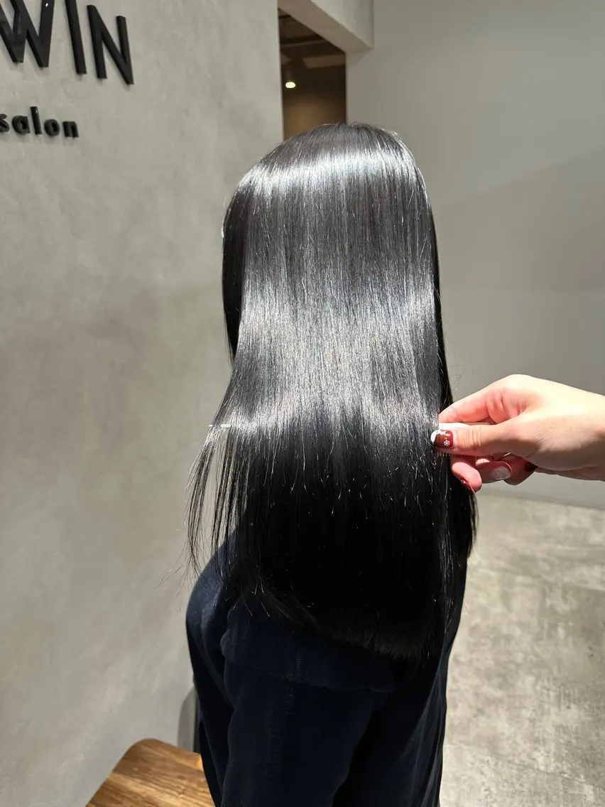 セミロング カラー パーマ ヘアアレンジ セミロングパーマ 髪質改善 縮毛矯正 トリートメント ストレートパーマ 縮毛矯正 トリートメント 縮毛矯正/髪質改善/ ブリーチ毛/木元渓太のヘアスタイル