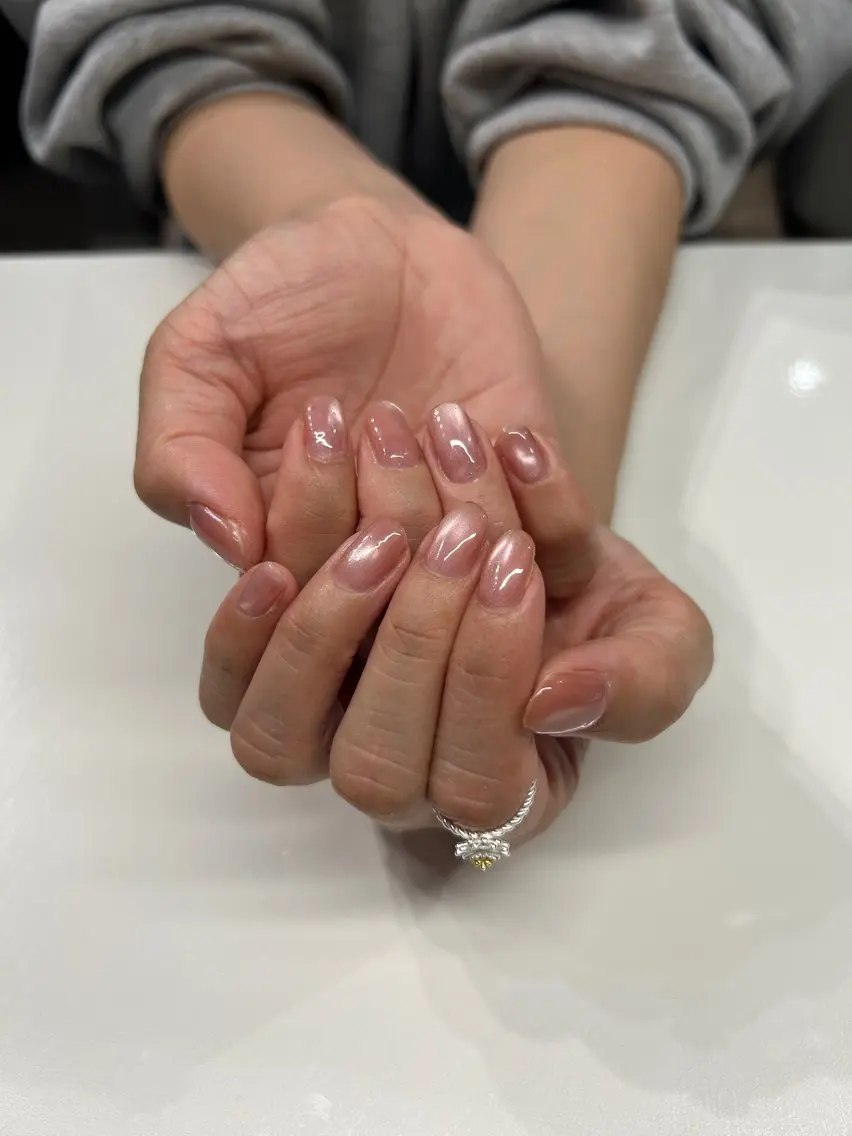 ネイル マグネットネイル 小顔美肌💖痩身☃️ ユキナ🤍のネイルデザイン