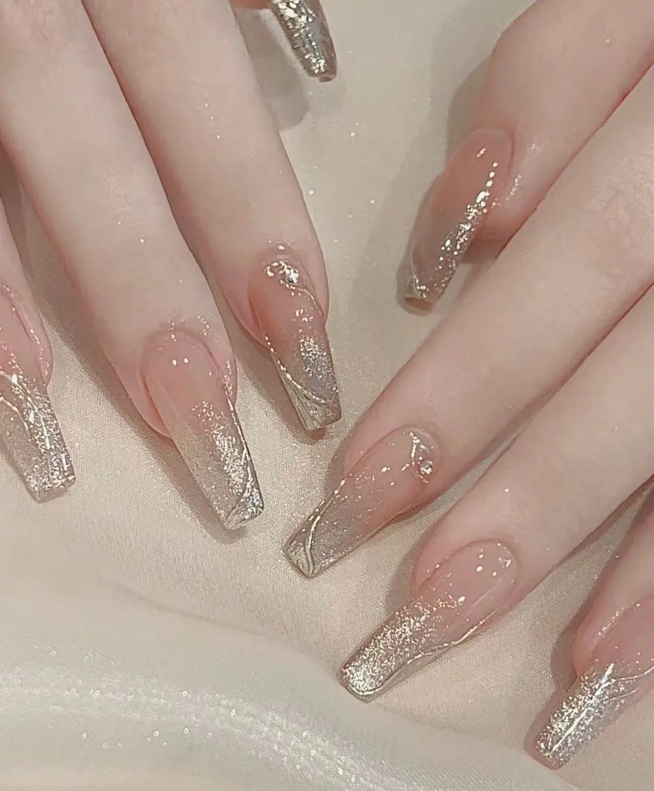 ネイル Cutil. Nail🌈のネイルデザイン