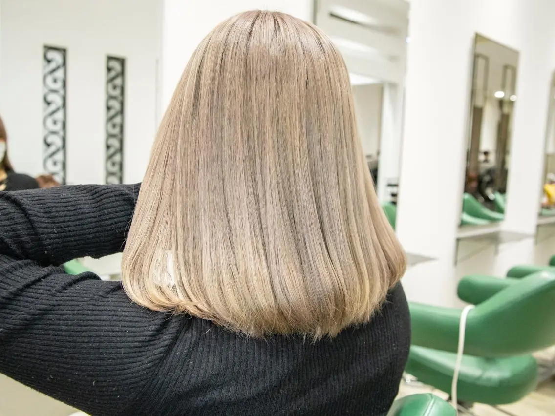 ミディアム カット Re:ta Hair 飯田淳平のヘアスタイル