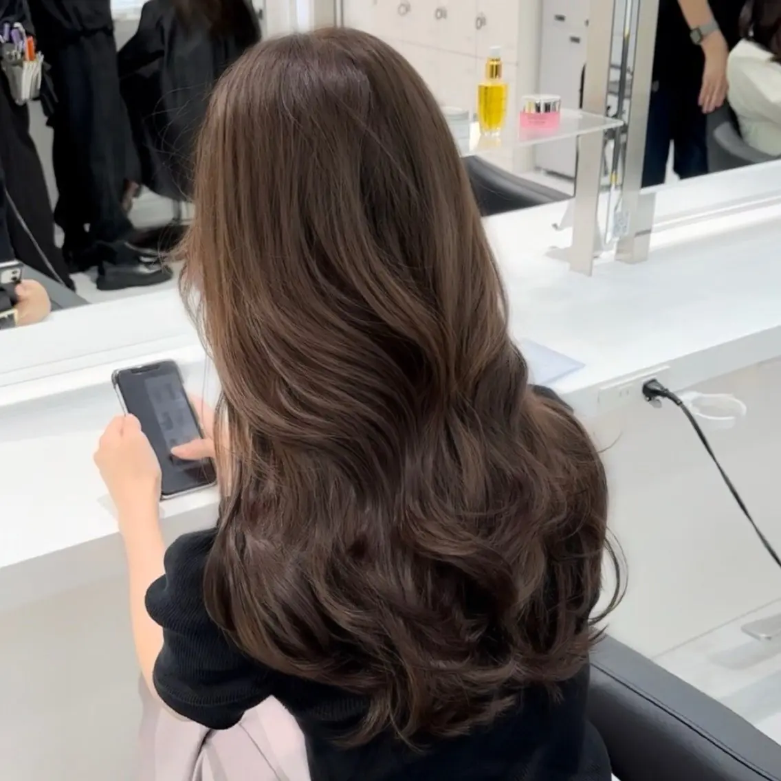 ロング カラー ヘアカラー トリートメント 🎐透明感🎐髪質 改善　垢抜けヘアのヘアスタイル