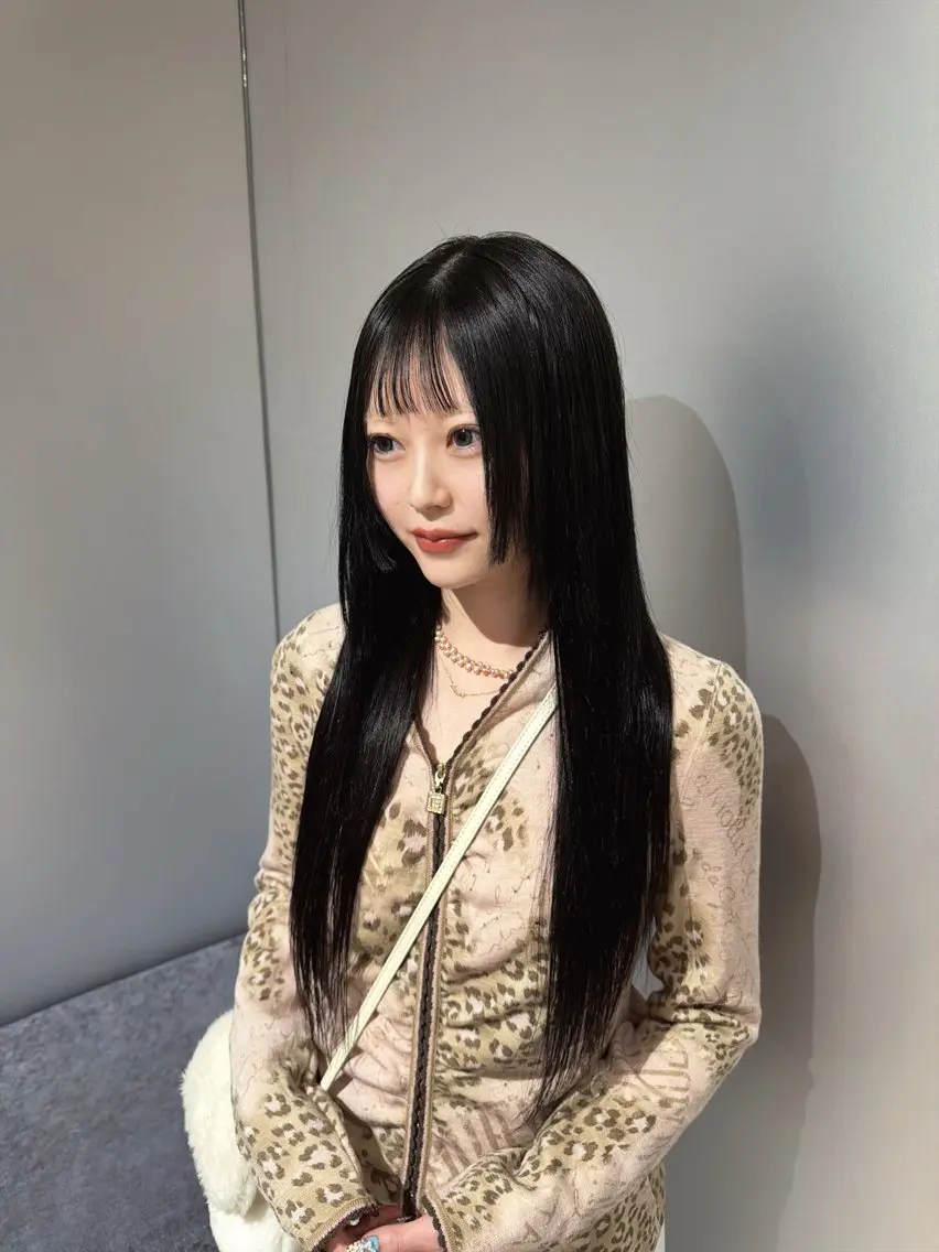 ロング カラー カット ヘアカラー トリートメント エクステ レイヤー×艶髪特化 マネージャー安藤光司のヘアスタイル