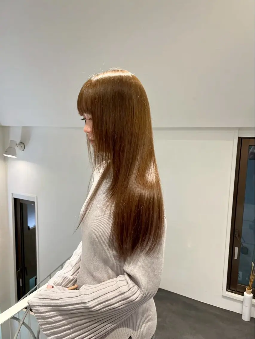 ロング ヘアカラー MIZUKI LUCK TOKYOのヘアスタイル