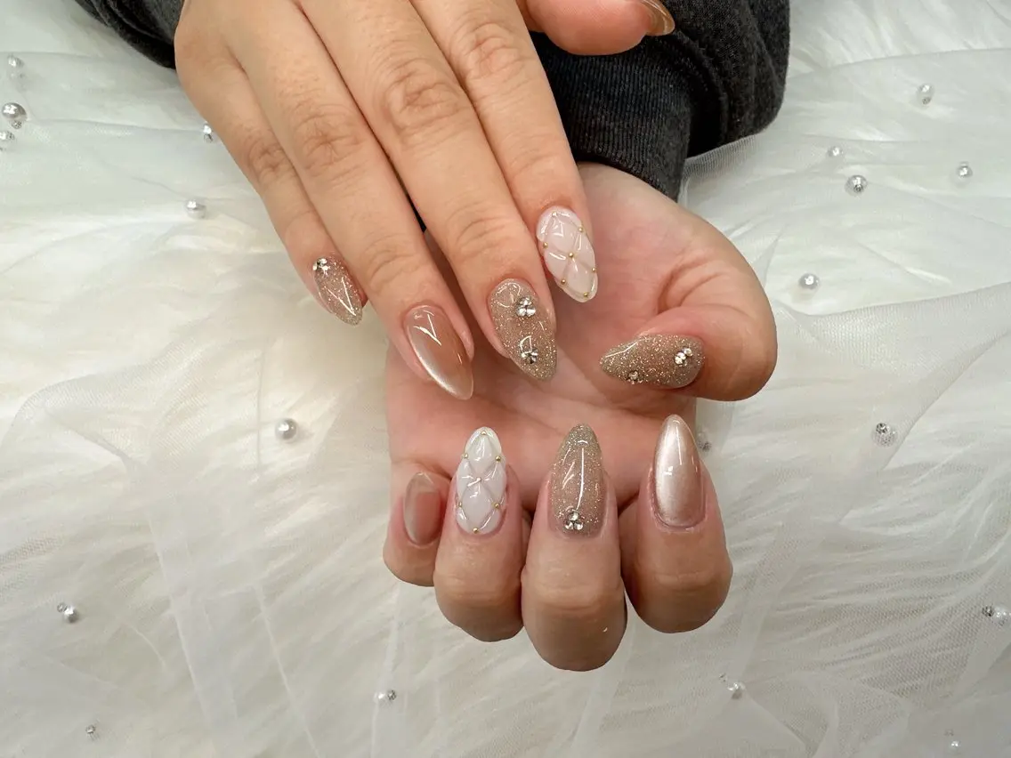 ネイル ハンドネイル MIKIネイル YUKAのネイルデザイン