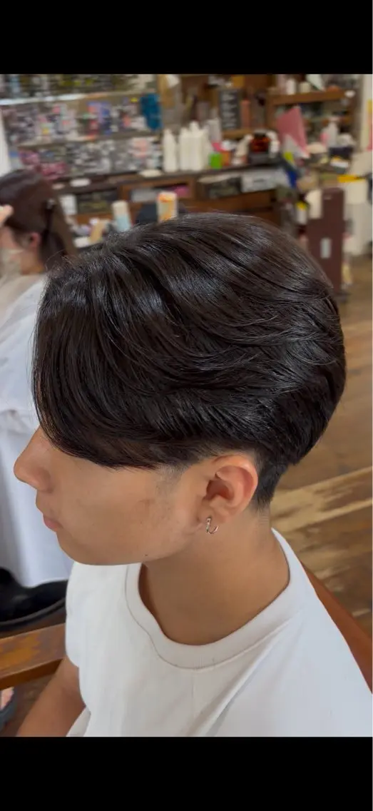 ショート メンズ 縮毛矯正 井手口 沙樹のヘアスタイル