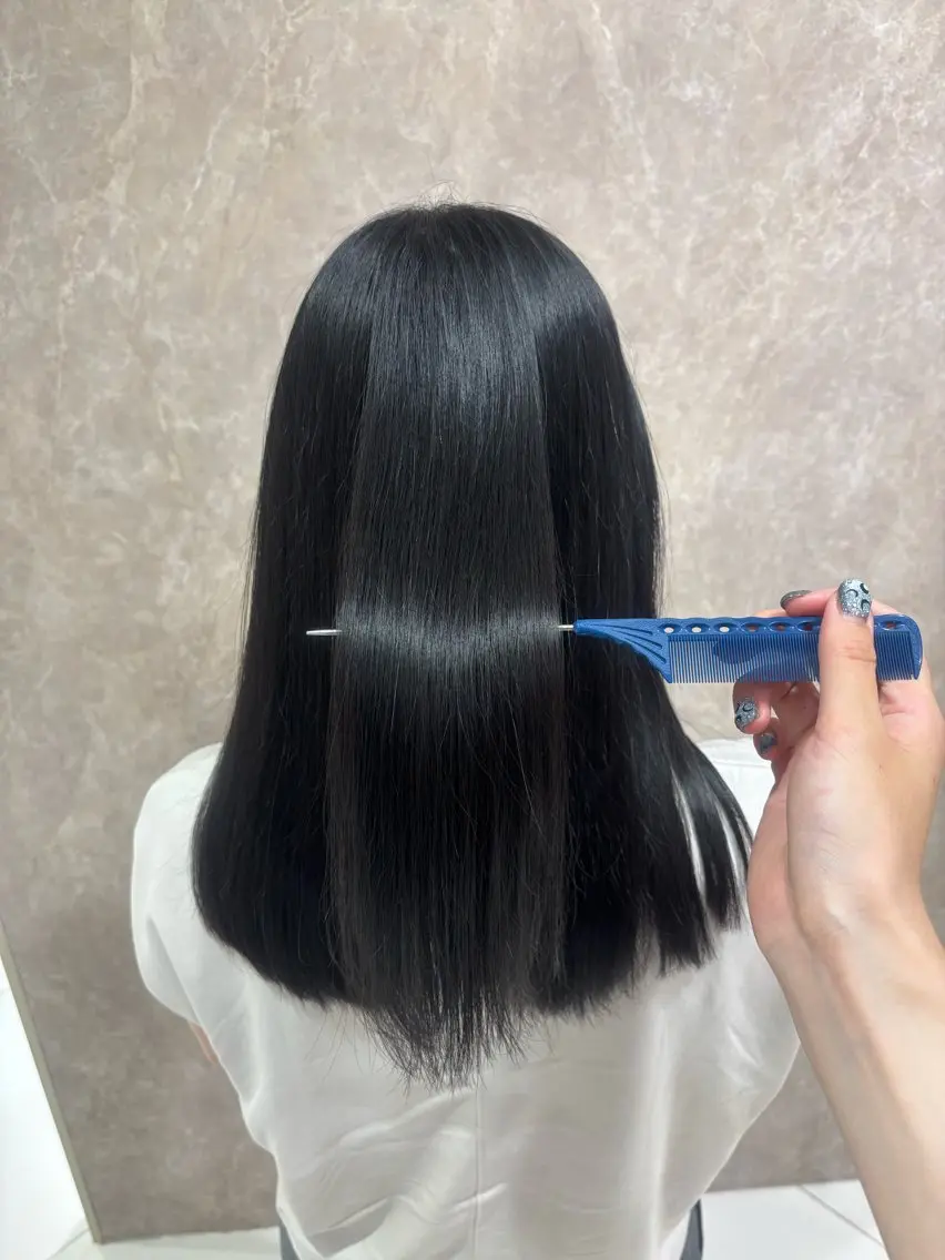 ミディアム 縮毛矯正 吉松 舞夏のヘアスタイル