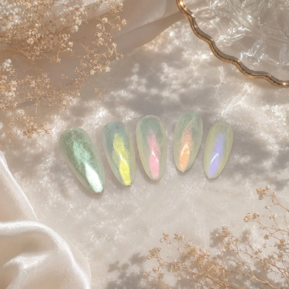 ネイル Reivl Nails のネイルデザイン
