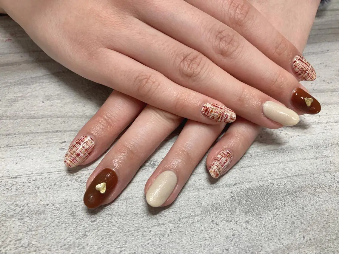ネイル フットネイル フレンチネイル ジェルネイル ハート 韓国ネイル mogunail &blowのネイルデザイン