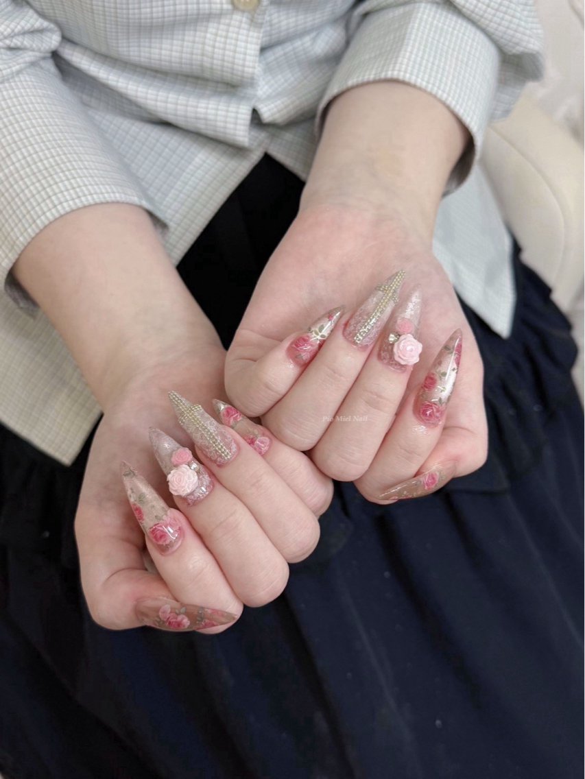 ネイル ハンドネイル HANA 長さだしのネイルデザイン