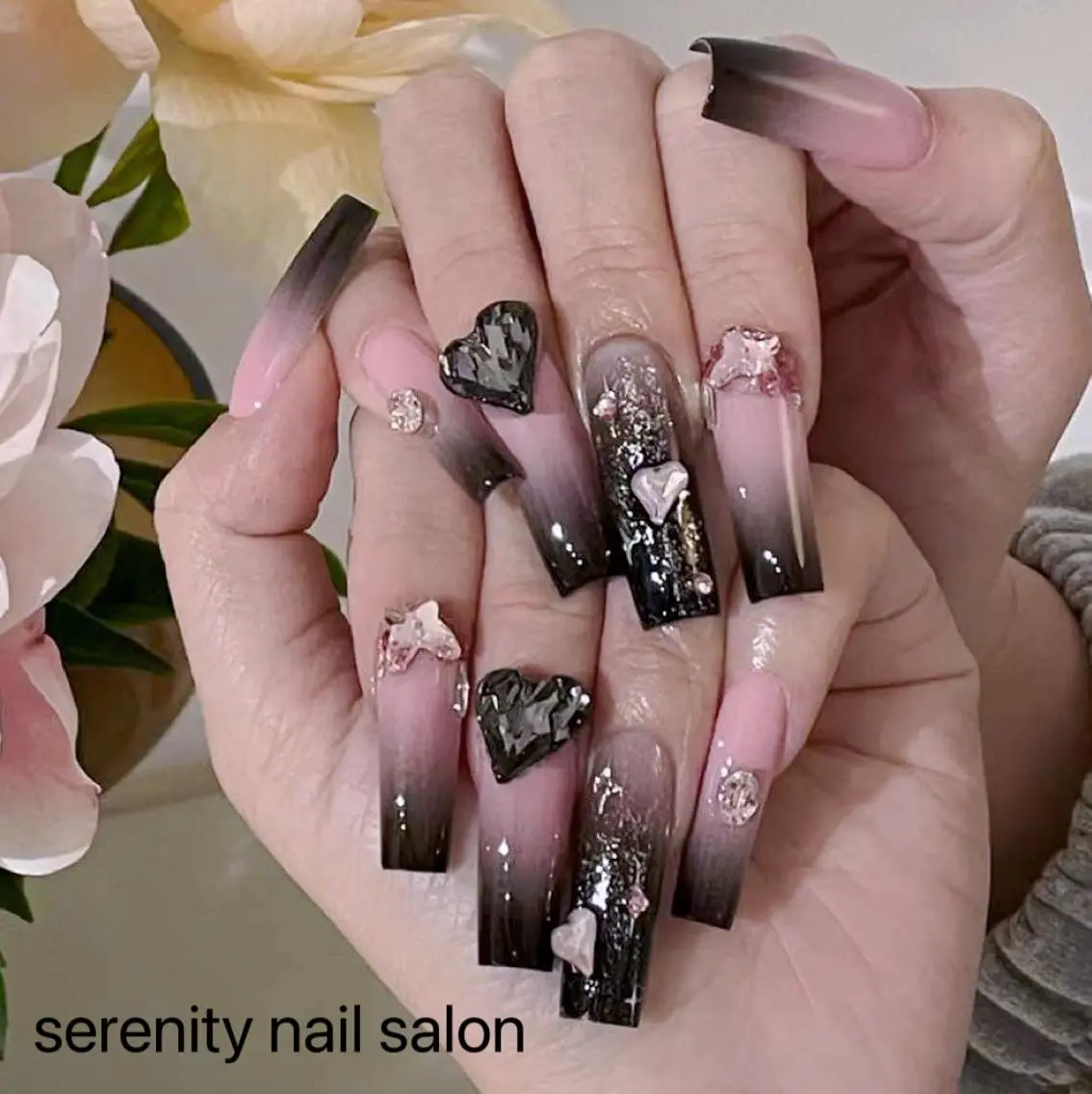 ネイル ハンドネイル ハンドケア ✨Serenity Nail salonのネイルデザイン