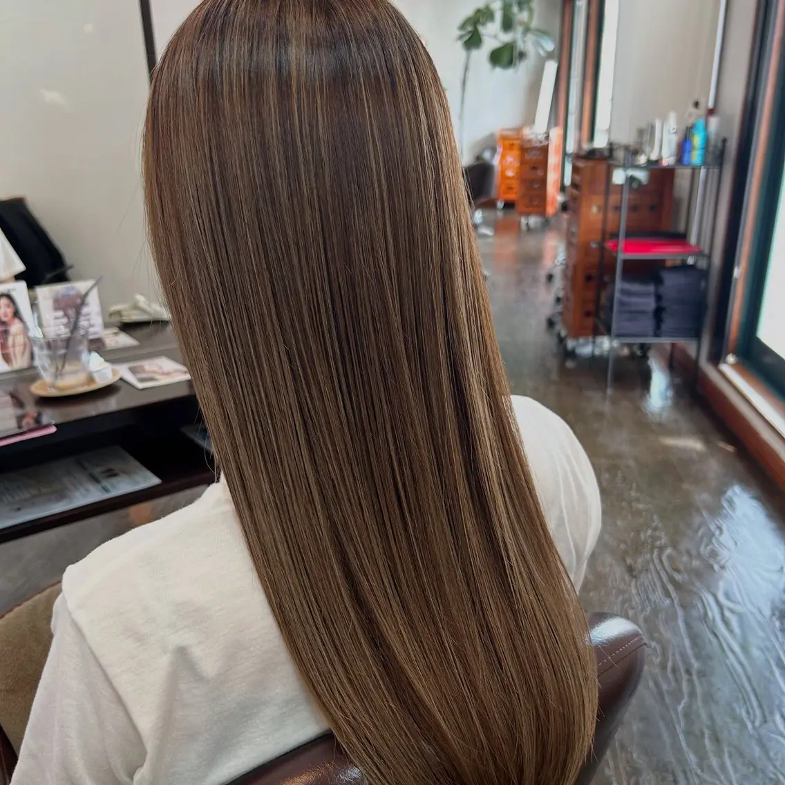 カラー ベージュカラー ハイライトカラー 坂本 瑞季 🤍 髪質改善のヘアスタイル