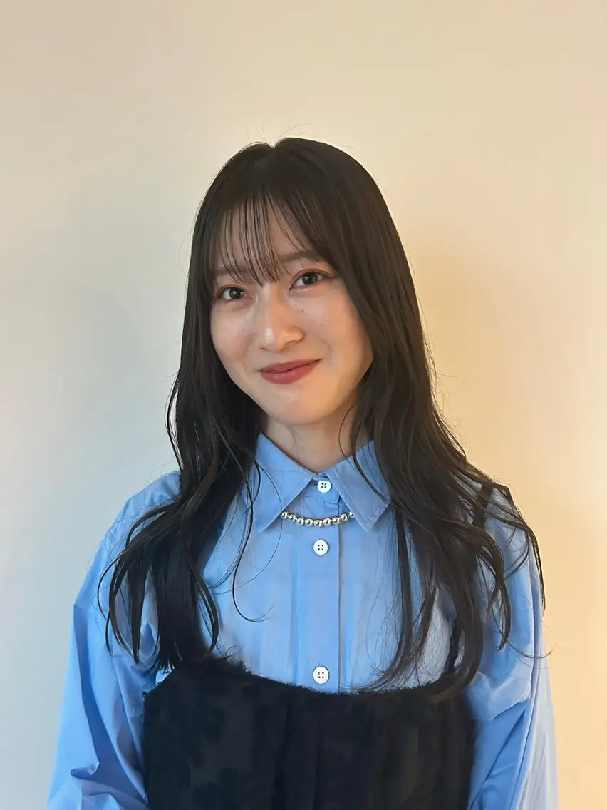 ロング カラー グレージュ オリーブグレージュ オリーブグレー レイヤーカット カット ヘアカラー nana/レイヤー /ボブ/梅田のヘアスタイル