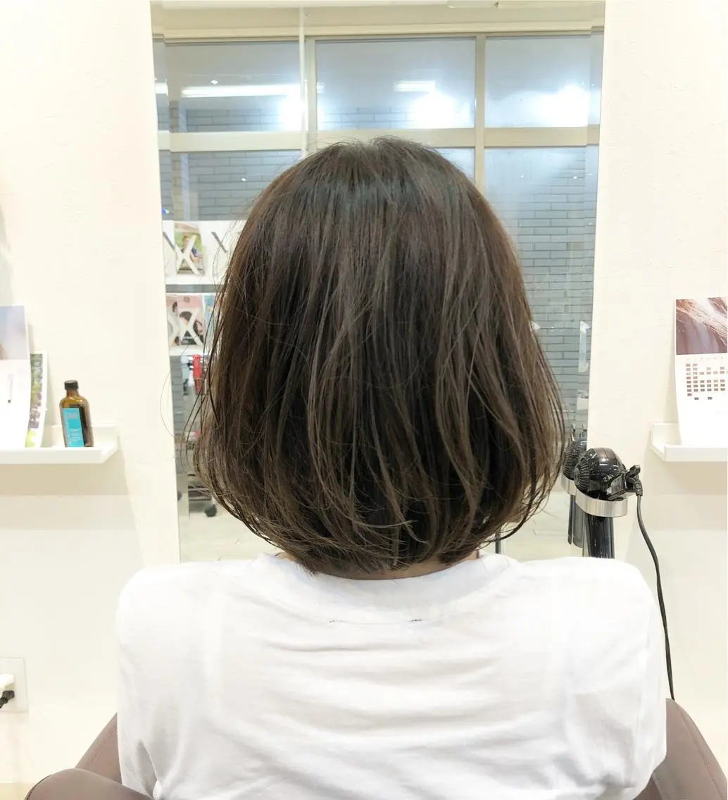 ショート カラー アッシュ ボブ 中村 よしひでのヘアスタイル
