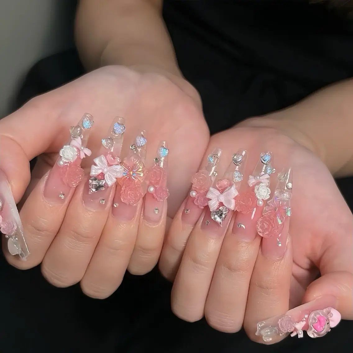ネイル オーロラネイル 長さ出し フラッシュネイル フレンチネイル ジェルネイル ハンドネイル Amee Nail Salonのネイルデザイン