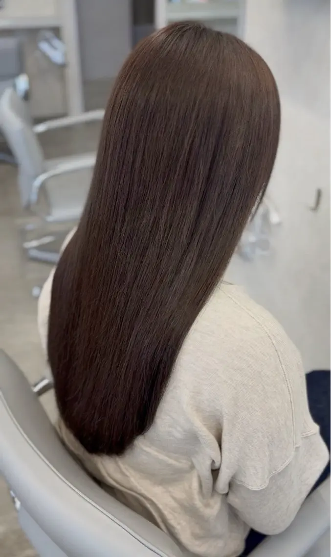 ロング honoka /透明感カラーのヘアスタイル