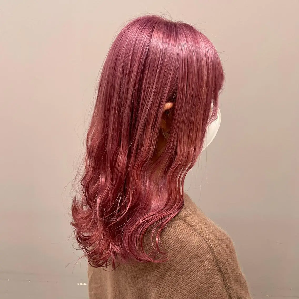 セミロング カラー Kawahara WATARUのヘアスタイル