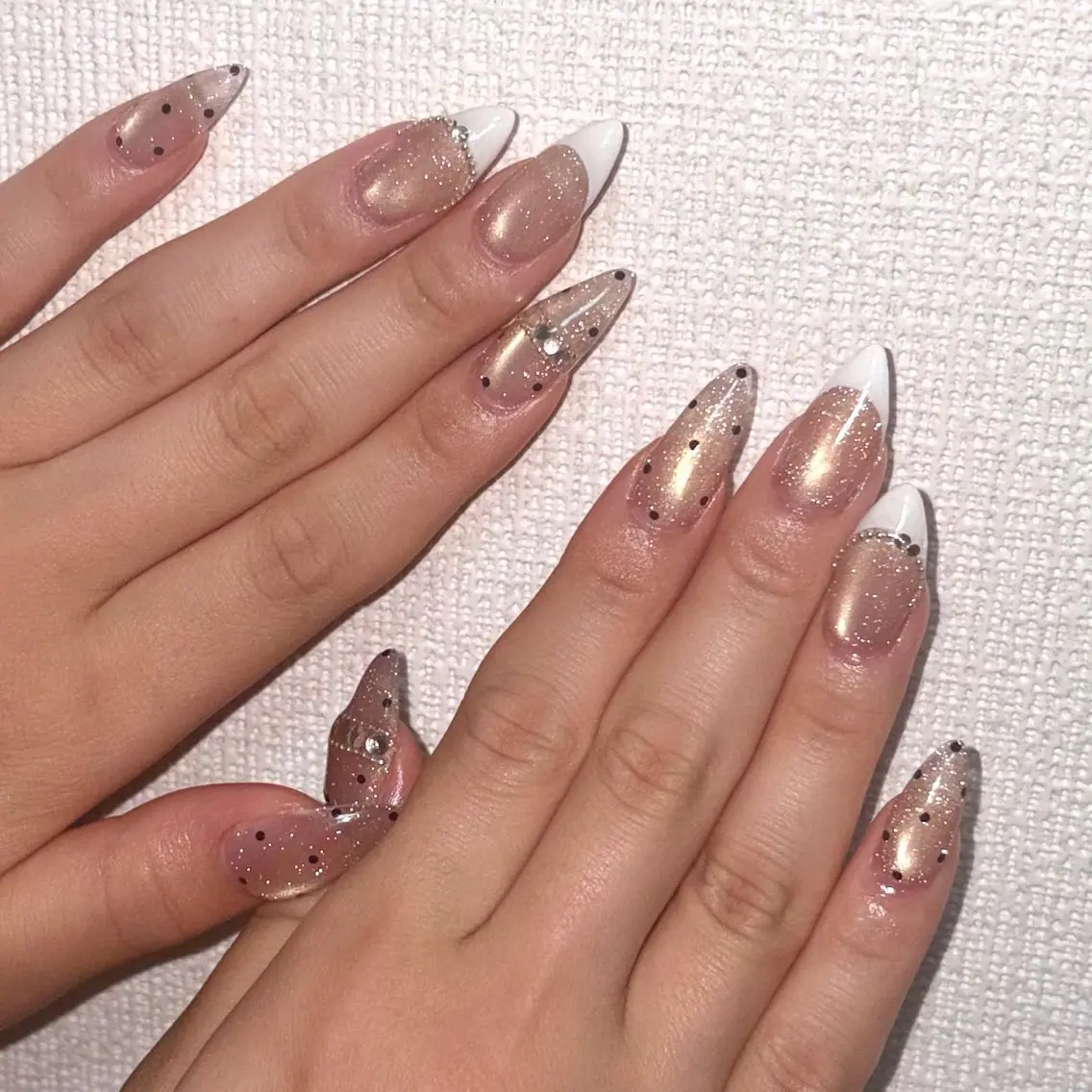 ネイル ドット 持ち込み ハンドネイル hitomi 🎀所沢ネイルサロンのネイルデザイン