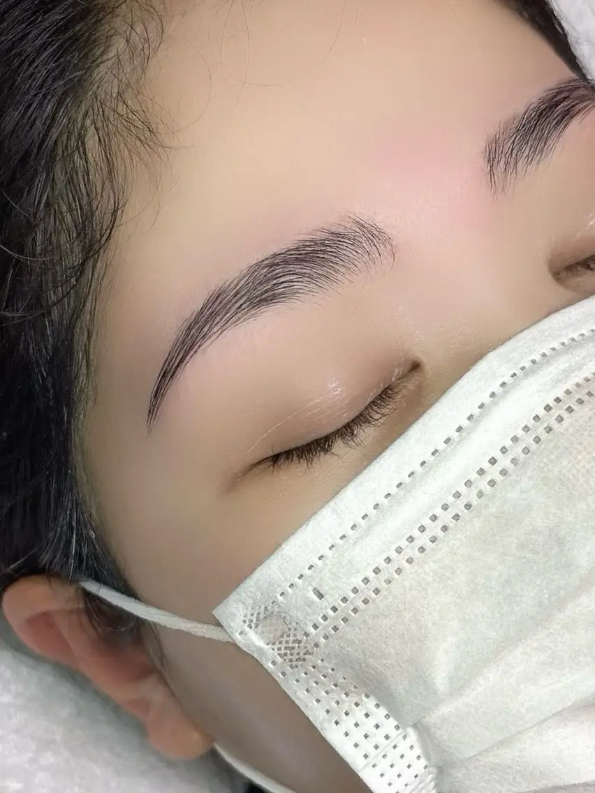 アイブロウ ワックス脱毛 眉カット その他(アイブロウ) salon lady_goのエステ・リラクイメージ