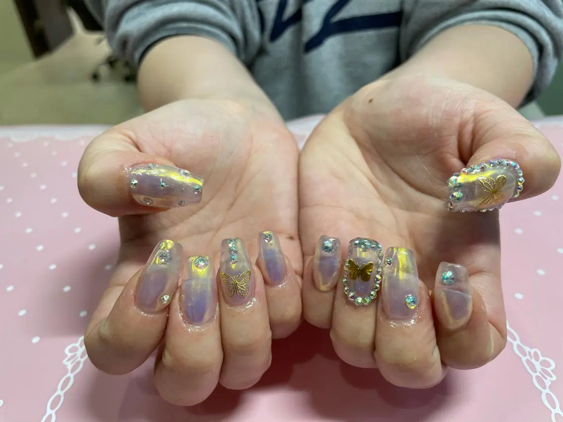 ミディアム ネイル マツエク・マツパ ハンドネイル 《LB》ラブリエ Nail&eyeのマツエク・マツパデザイン
