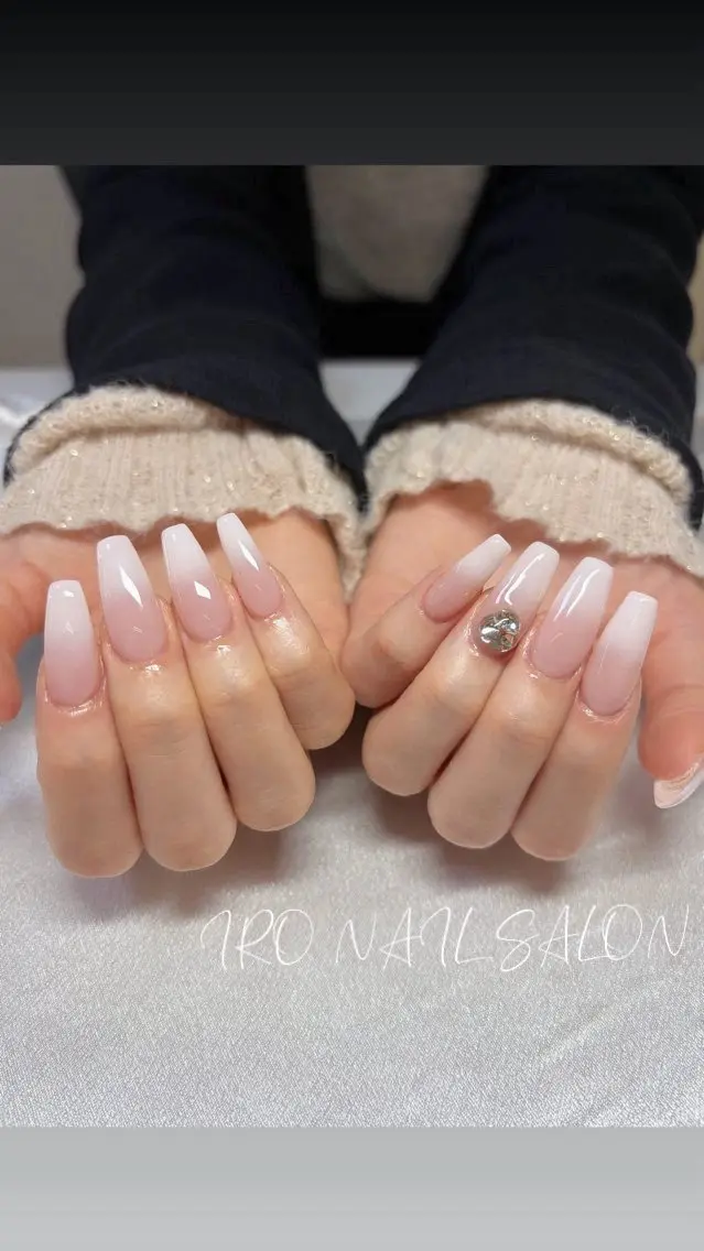 ネイル ハンドネイル IRO Nail Studioのネイルデザイン
