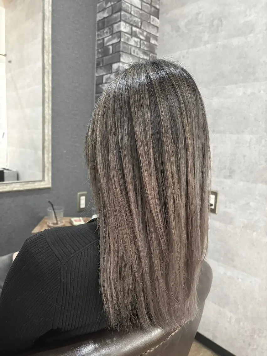 セミロング 小山 悦宏のヘアスタイル