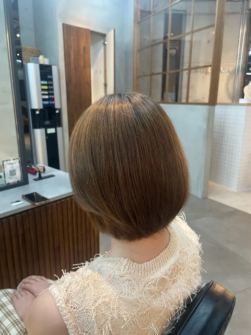 カラー ベージュカラー ヘーゼル ヘアカラー 小笠原 愛菜のヘアスタイル