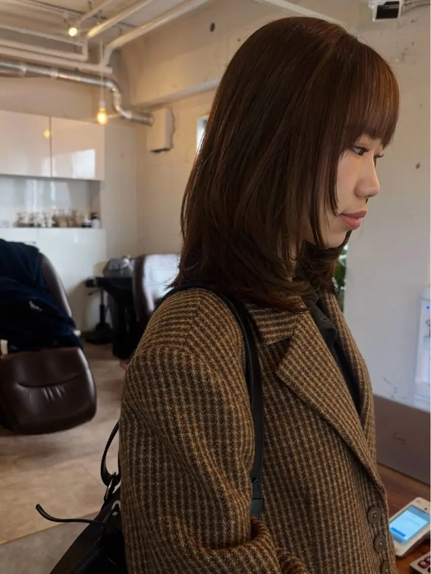 ミディアム ミディアムレイヤー レイヤーカット カット ヘアカラー 🍑透明感hair ・NENE🍑のヘアスタイル