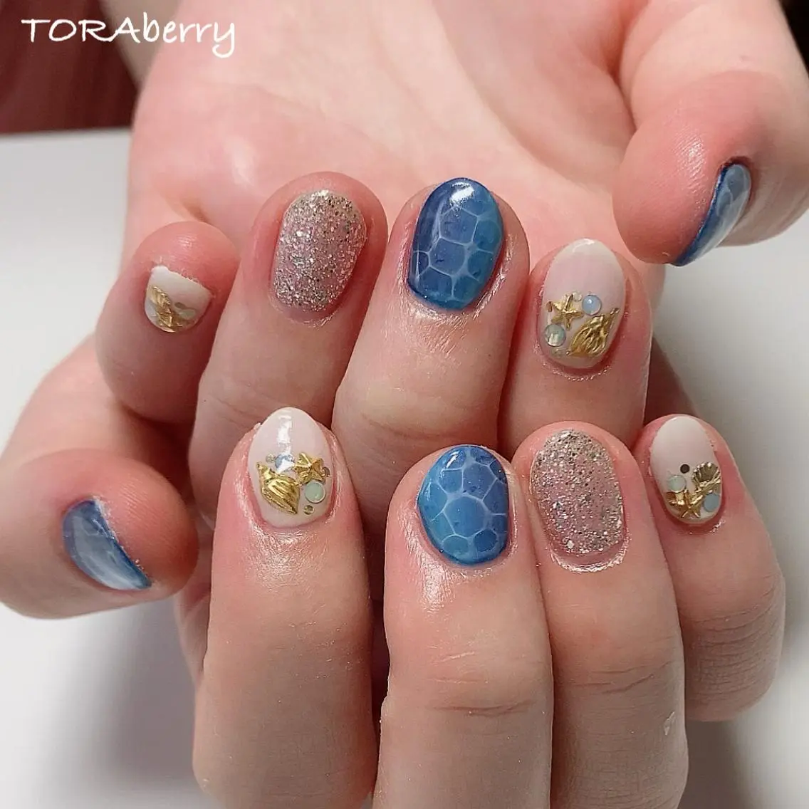 ネイル ハンドネイル ネイリスト なつみのネイルデザイン