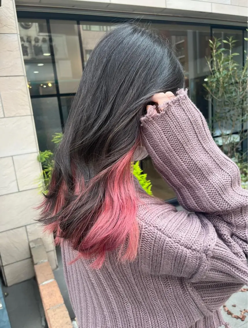 《💛No.2人気💜》似合わせカット＋インナーカラー＋プレトリートメント💐(インナー部分のみブリーチ&カラー)の写真