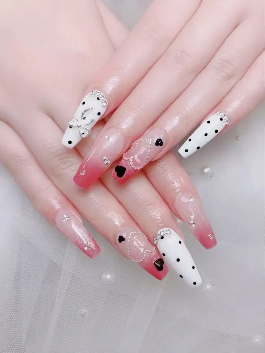 ネイル Nail salon LOTUSのネイルデザイン