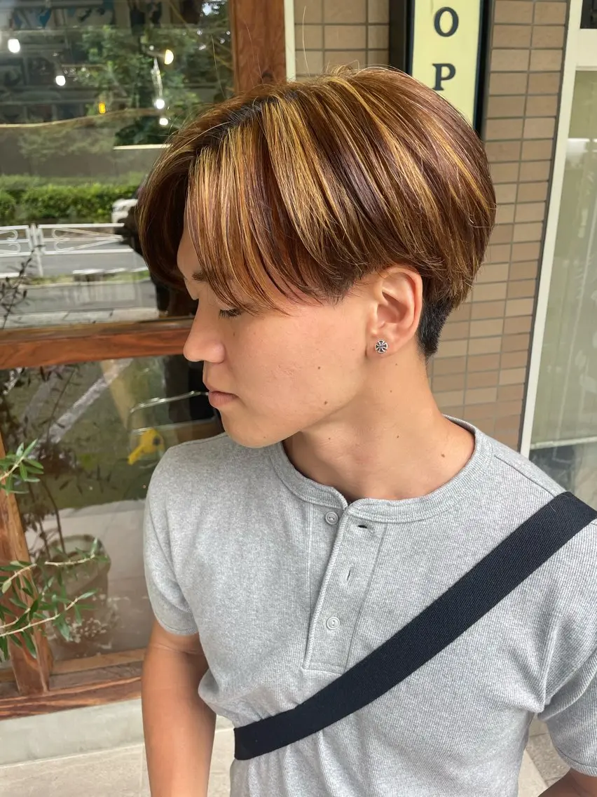 カラー メンズ センターパート メンズハイライト ハイライトカラー カット ヘアカラー メンズパーマ特化 💥森田まさはるのヘアスタイル