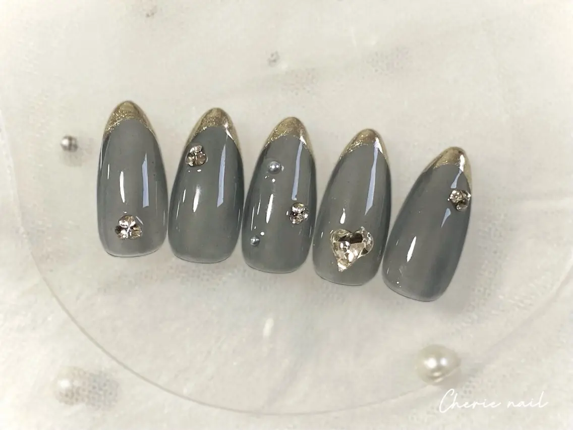 ネイル フレンチネイル ジェルネイル ハート ミラーネイル Cherienail yunaのネイルデザイン