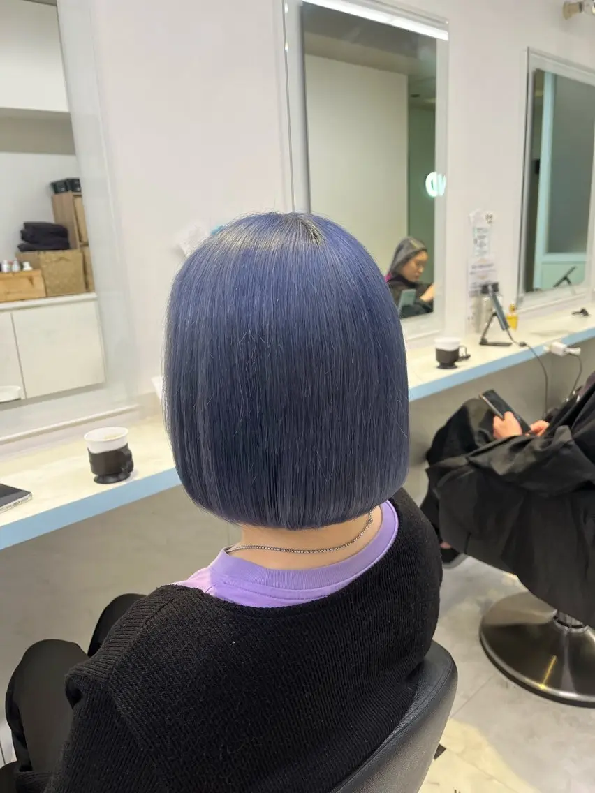 ショート カラー ヘアカラー トリートメント ブリーチカラー 🩵MIZUKIのヘアスタイル