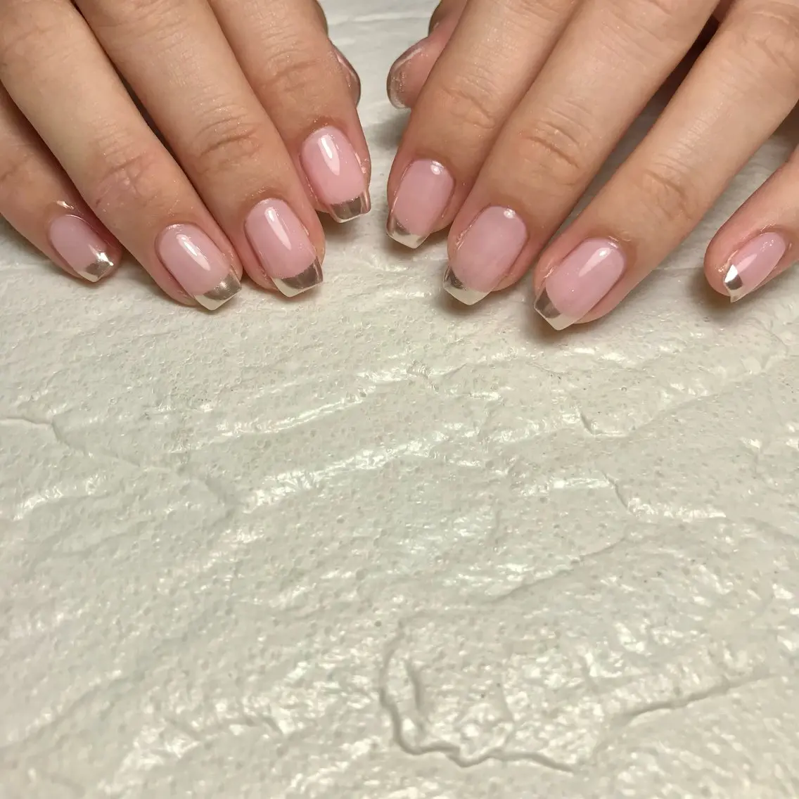 ネイル フレンチネイル ミラーネイル CHIKA .のネイルデザイン