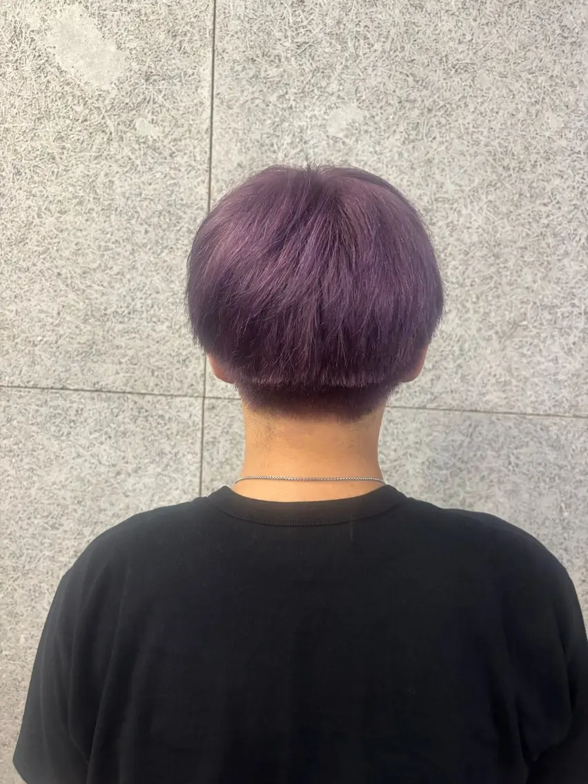 カラー メンズ メンズブリーチ メンズハイトーン ブリーチ 透明感カラー ハイトーンカラー ヘアカラー terra🌻能瀬 夏稀のヘアスタイル