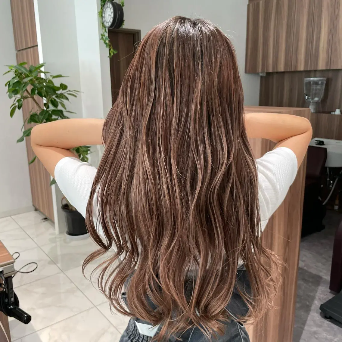 ロング カラー ヘアアレンジ カット ヘアカラー トリートメント 白髪ぼかしハイライト 茗荷谷駅徒歩2分のヘアスタイル